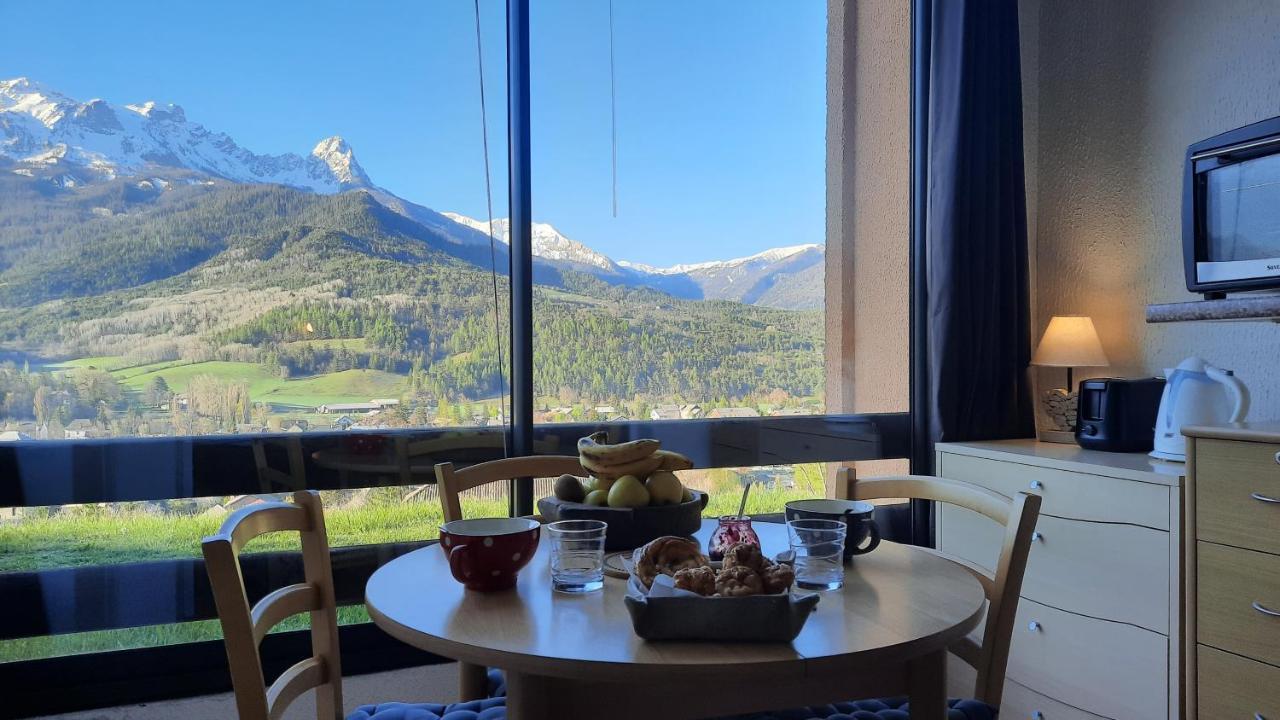 Appartement Cap plein sud en ubaye à Barcelonnette Extérieur photo
